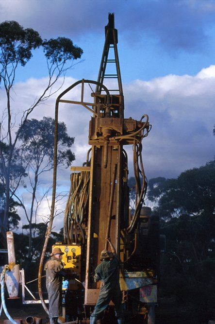Drilling Rig - Sons of Gwalia - Click to Return